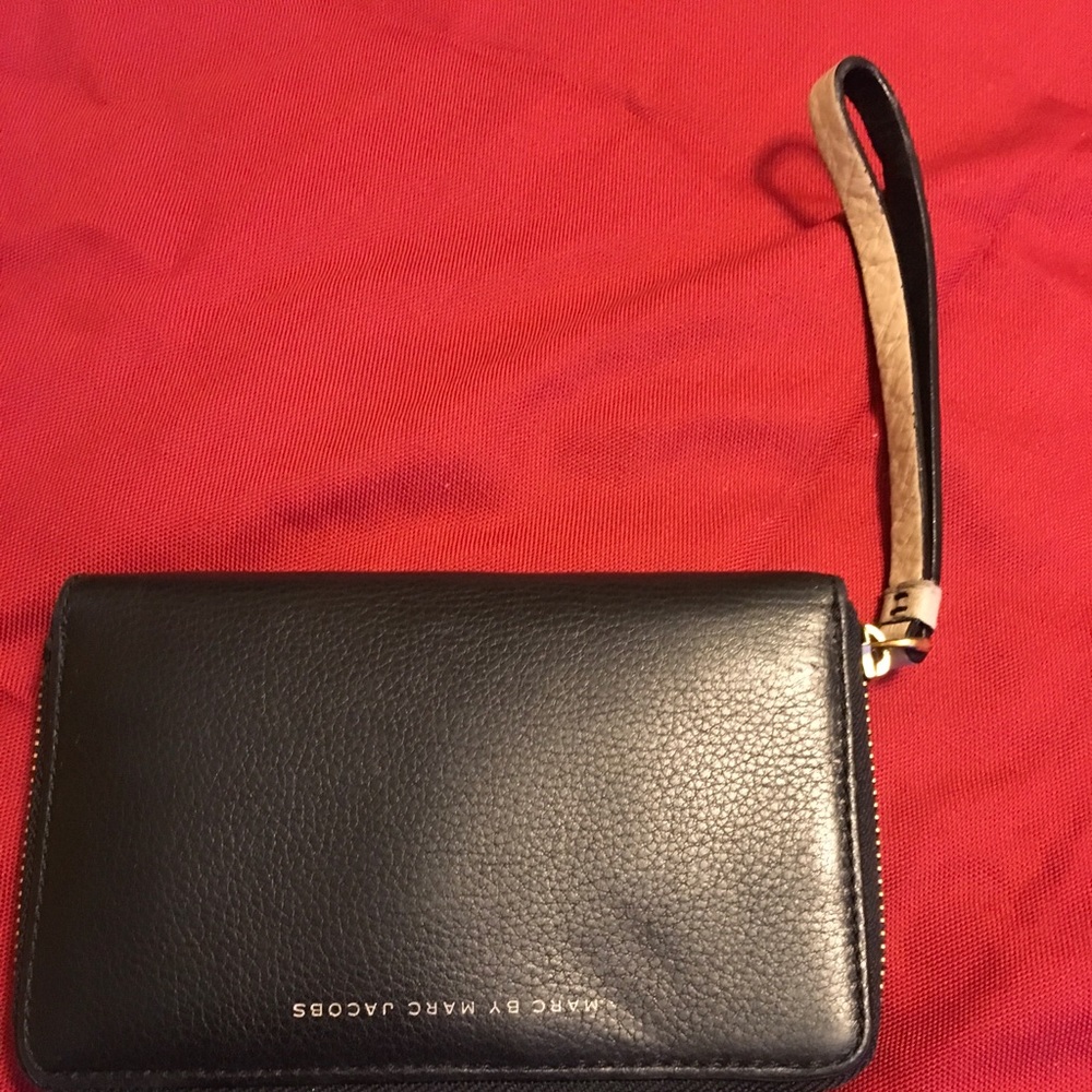 Marc Jacobs wallet